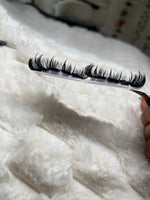 TOTALLY LAVISH’ (LASH CLUSTERS EDITION)